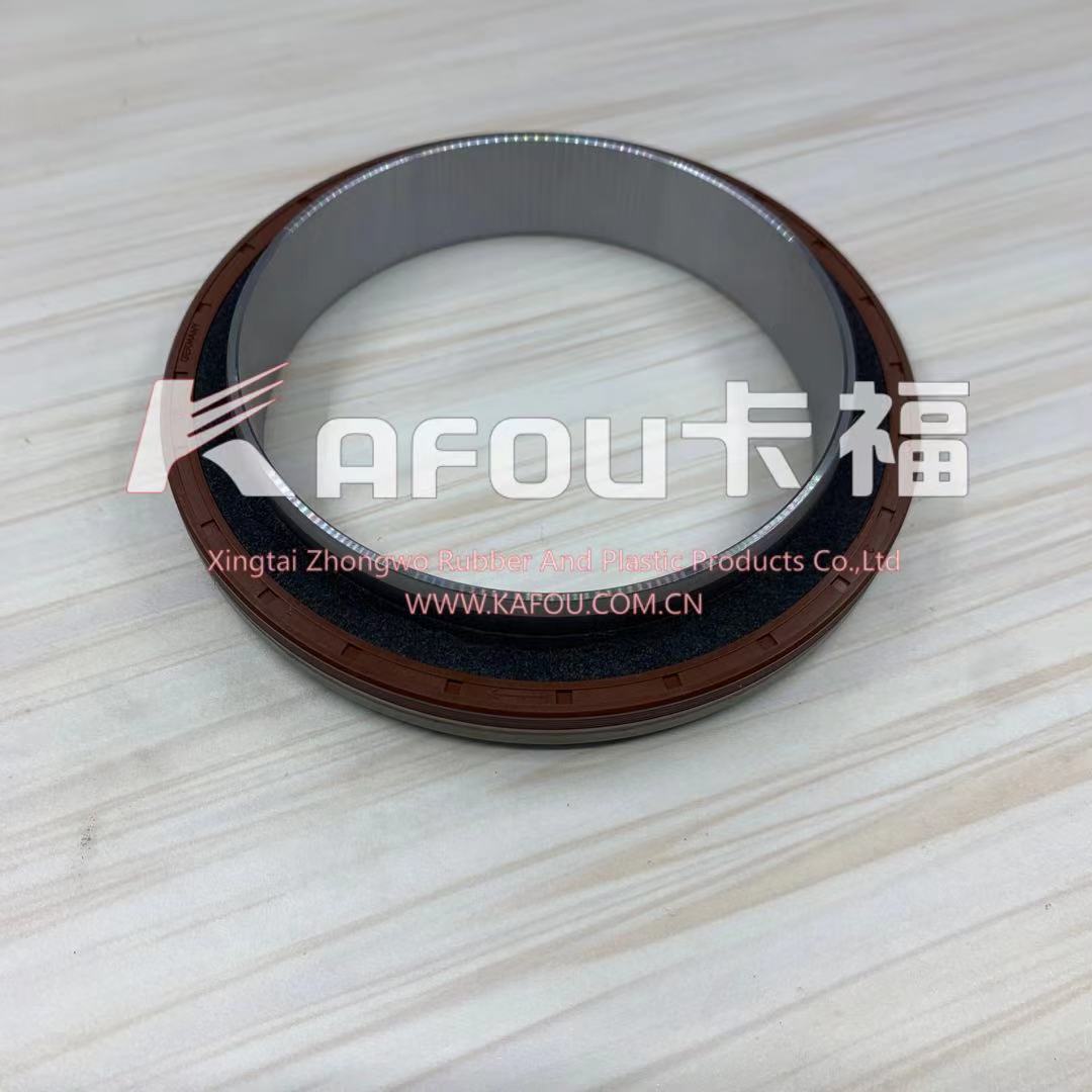 奔驰曲轴前油封