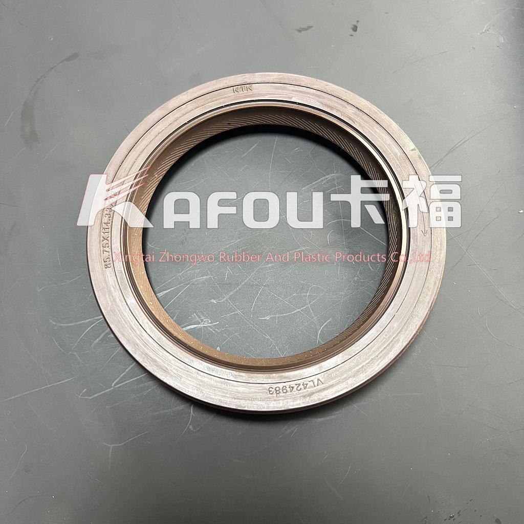 Volvo Crankshaft oil seal
424983
4249835
469119
469507