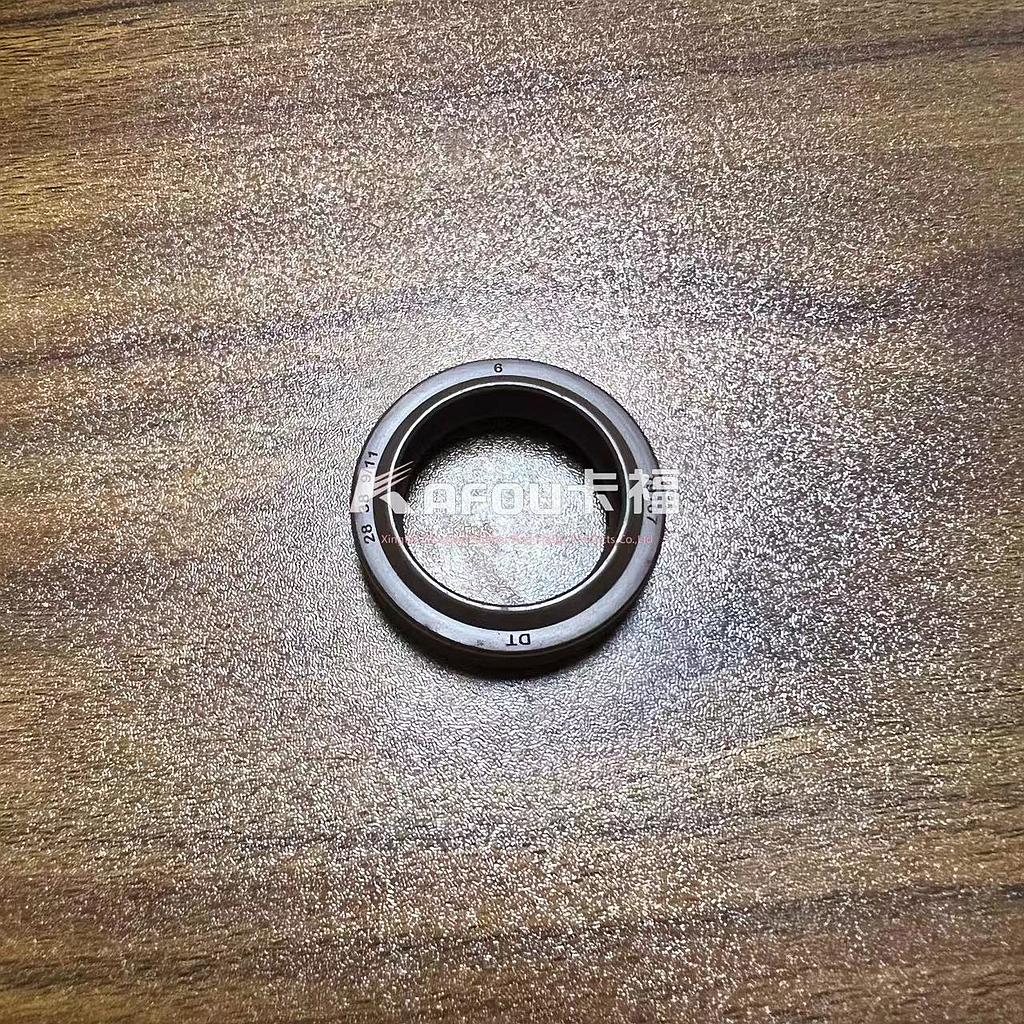 油缸油封Oil seal  1652751 0179971847 0179973647